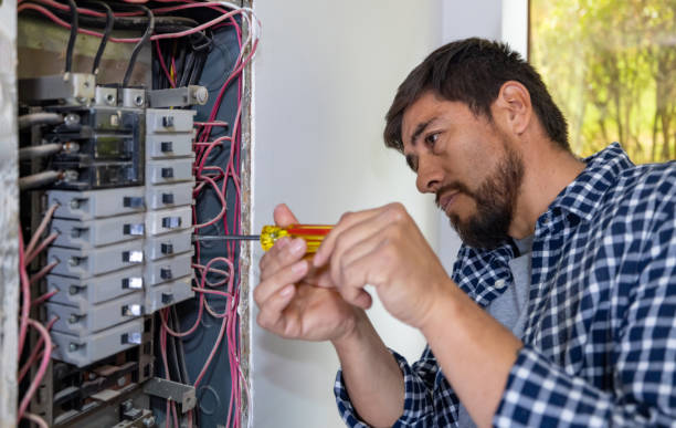 Best 24-Hour Electrician  in Waukon, IA